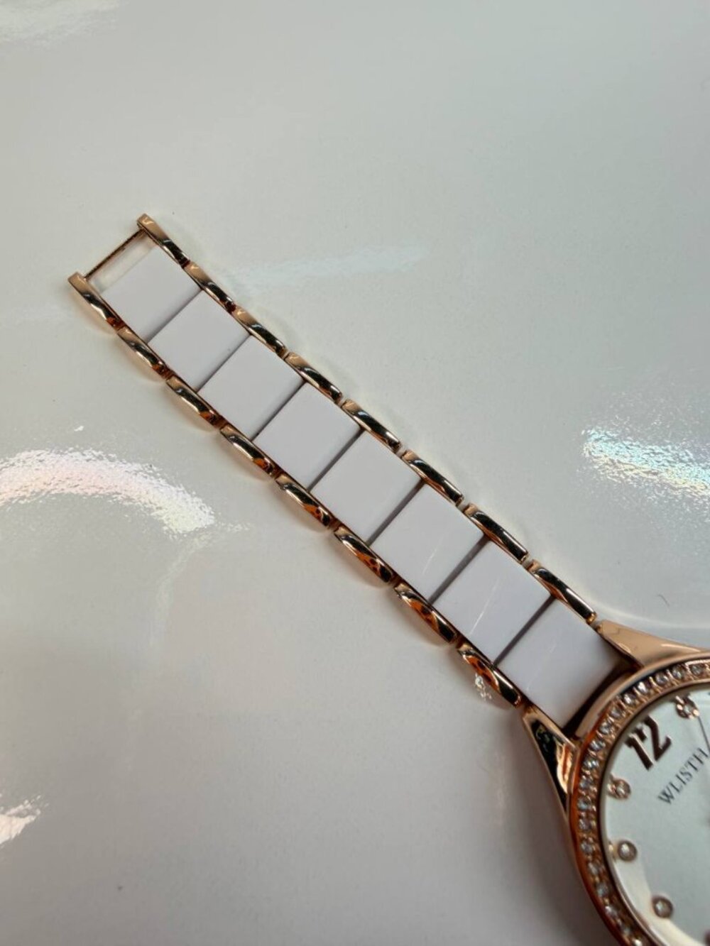 WLISTH Women’s Watch – Rose Gold & White Crystal Accent - Picture 10 of 16